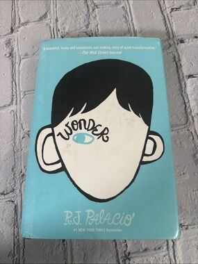 Wonder by R.J. Palacio Hardcover Novel
